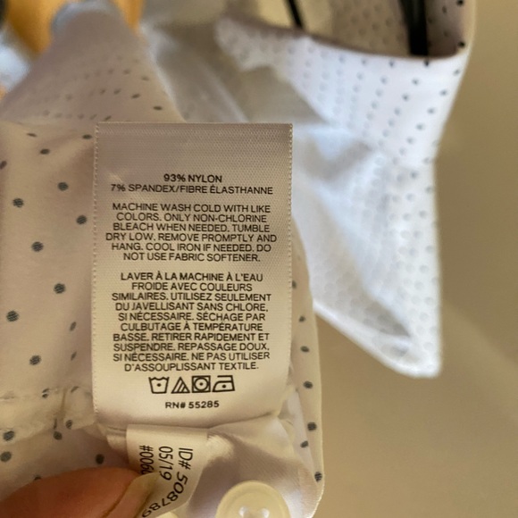 Express|Large| white slim polka dot button up| like new. - Picture 3 of 8